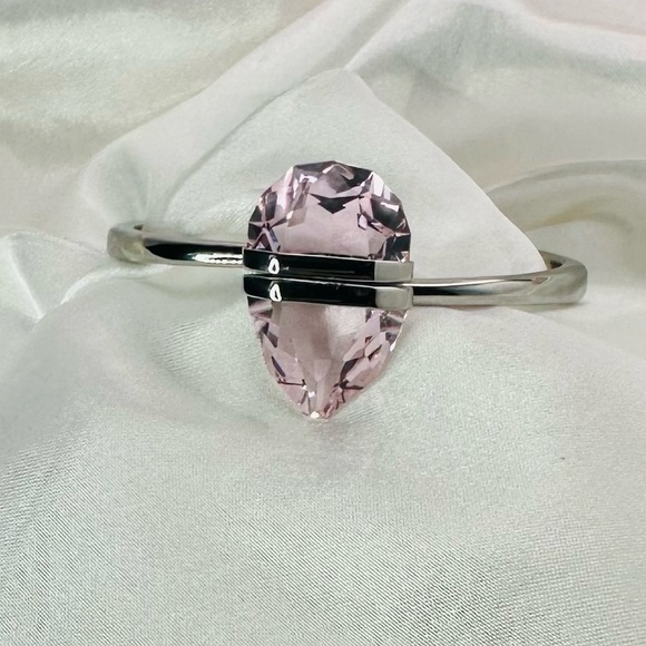 Swarovski Lucent Pink Pear Crystal Bangle – Rhodium Plated NIB (Medium) - Picture 3 of 16